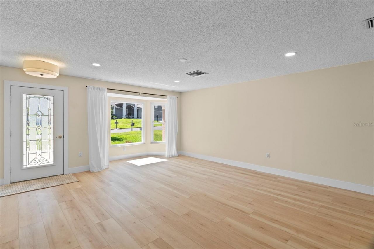 8143 Laurel Green Drive, Spring Hill, FL 34606 Photo