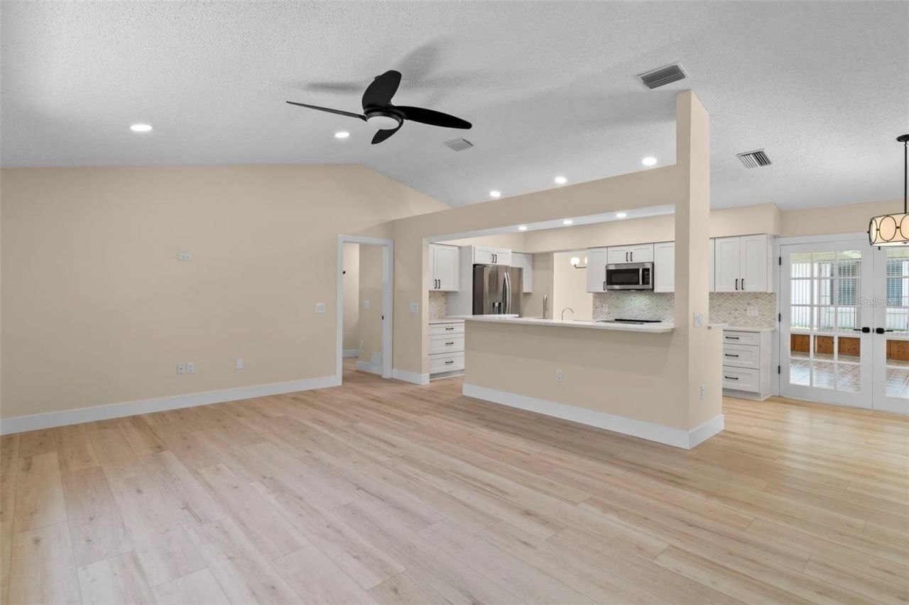 8143 Laurel Green Drive, Spring Hill, FL 34606 Photo