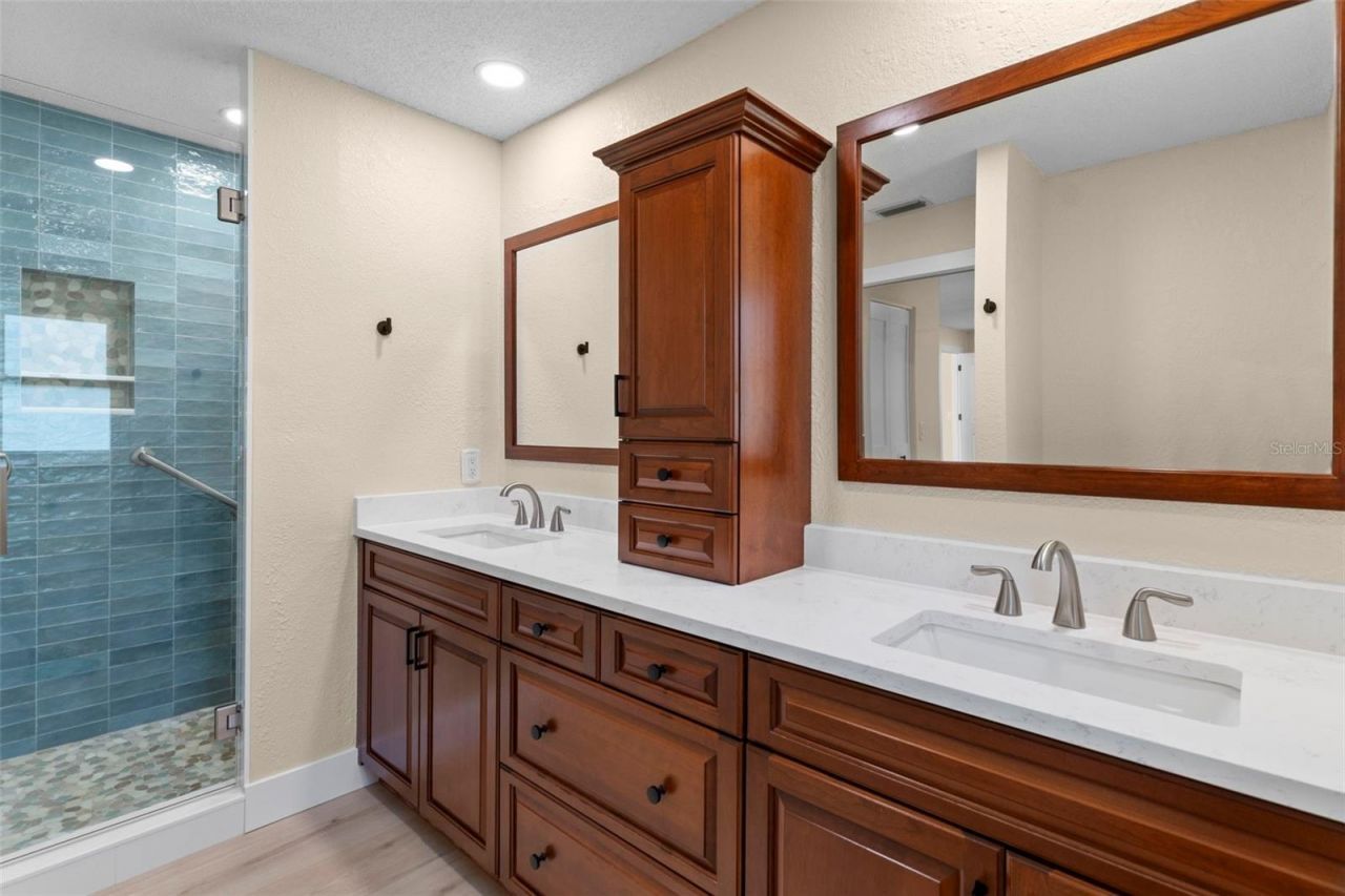 8143 Laurel Green Drive, Spring Hill, FL 34606 Photo