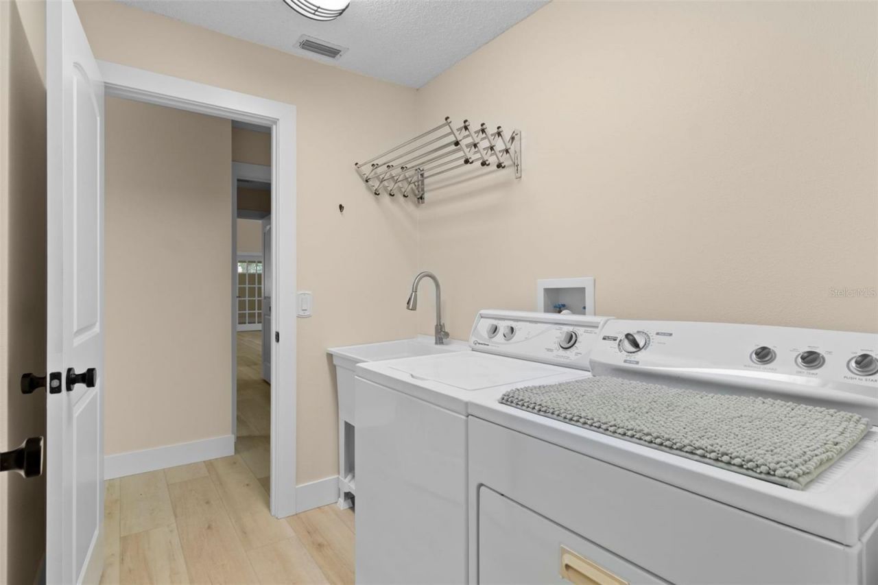 8143 Laurel Green Drive, Spring Hill, FL 34606 Photo