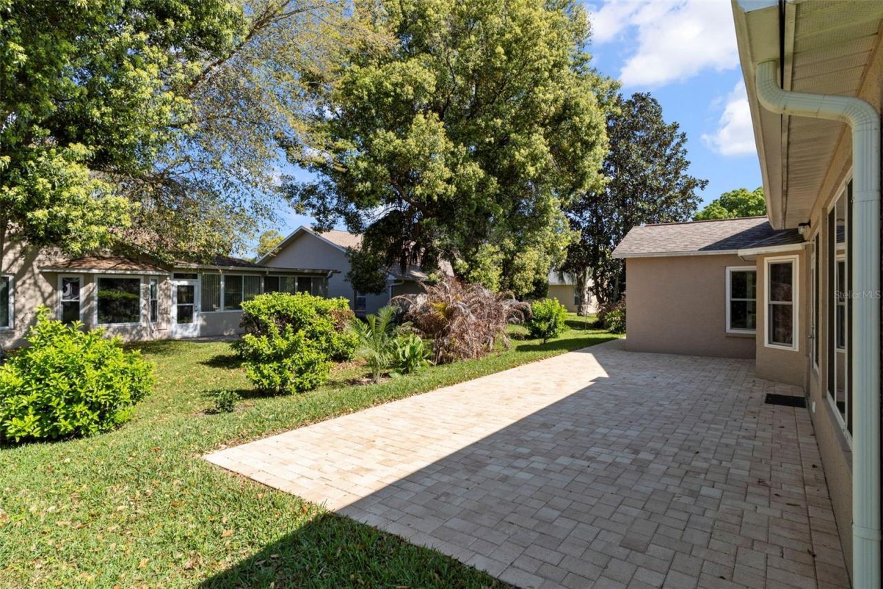 8143 Laurel Green Drive, Spring Hill, FL 34606 Photo