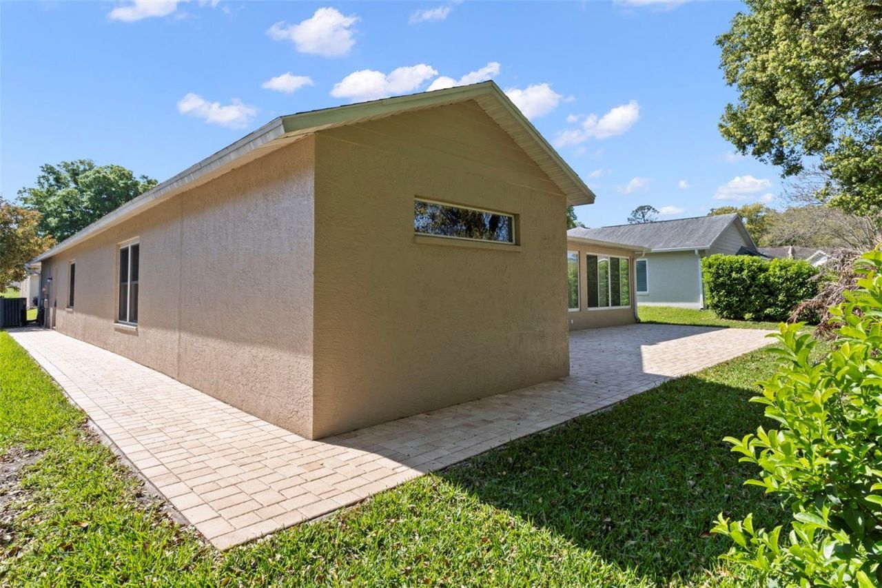 8143 Laurel Green Drive, Spring Hill, FL 34606 Photo