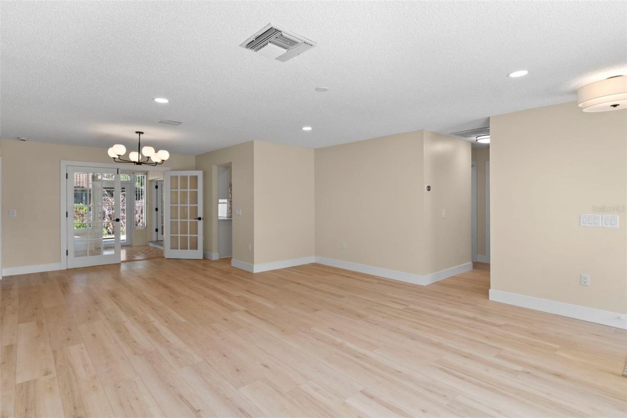 8143 Laurel Green Drive, Spring Hill, FL 34606 Photo