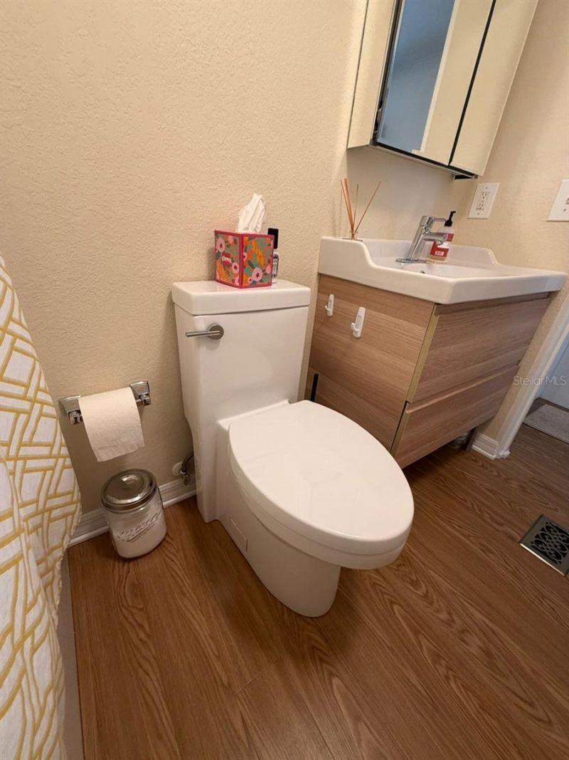 6633 53rd Avenue E, Unit C-20, Bradenton, FL 34203 Photo