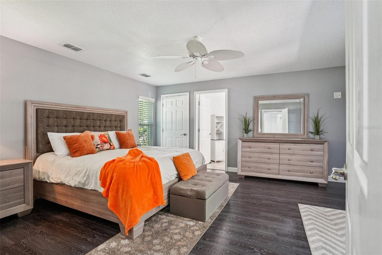 327 S Lakeview Avenue , Winter Garden, FL 34787 Photo