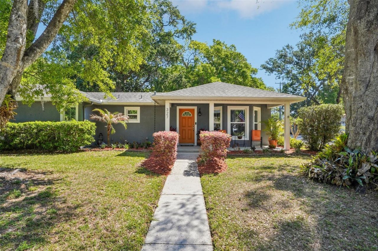 327 S Lakeview Avenue , Winter Garden, FL 34787 Photo