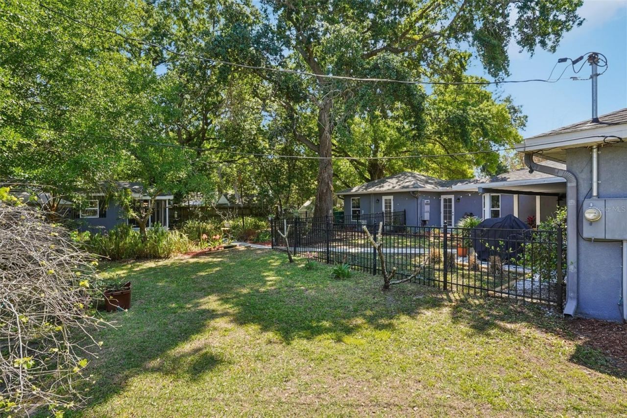 327 S Lakeview Avenue , Winter Garden, FL 34787 Photo