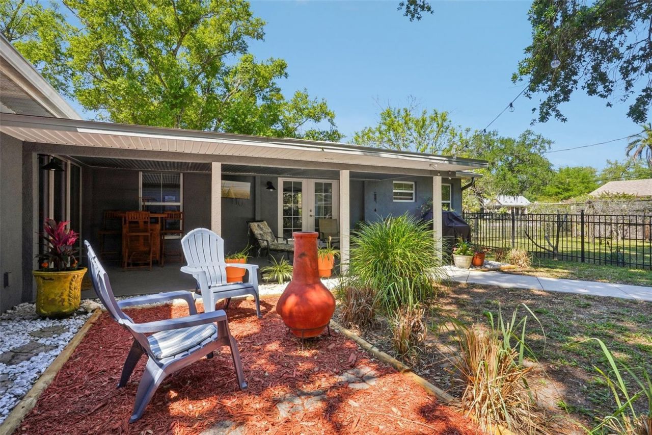 327 S Lakeview Avenue , Winter Garden, FL 34787 Photo