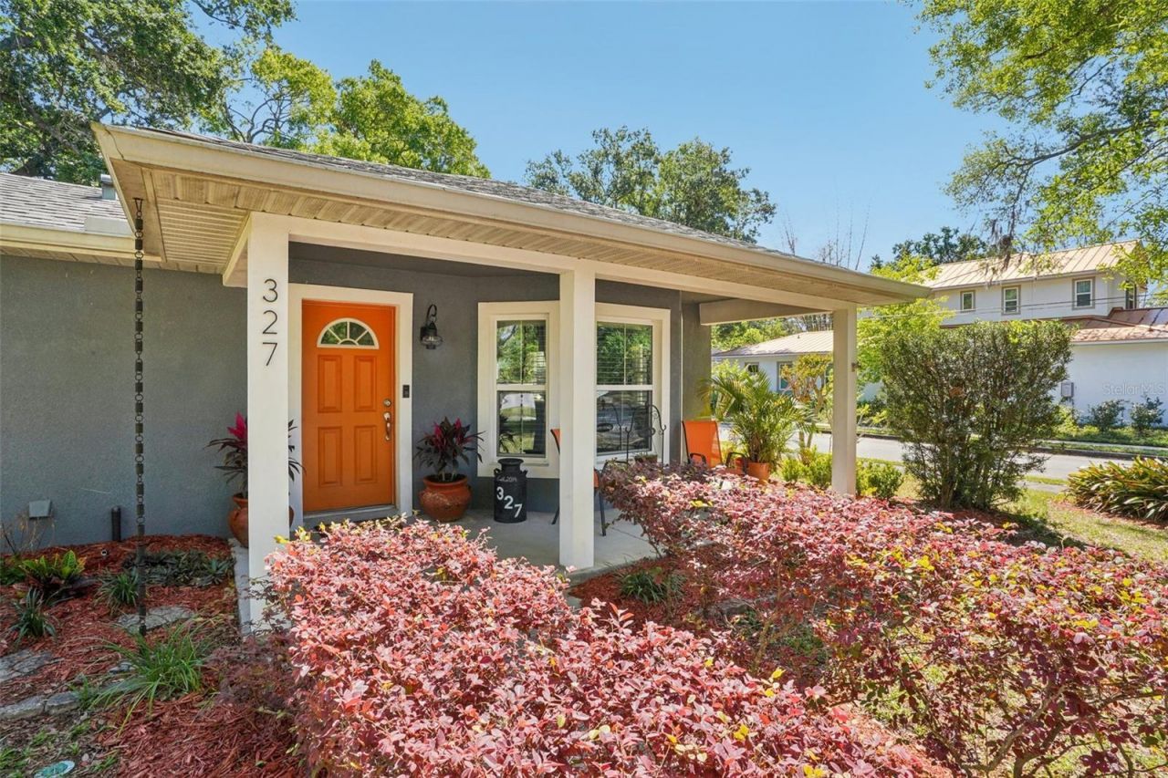 327 S Lakeview Avenue , Winter Garden, FL 34787 Photo