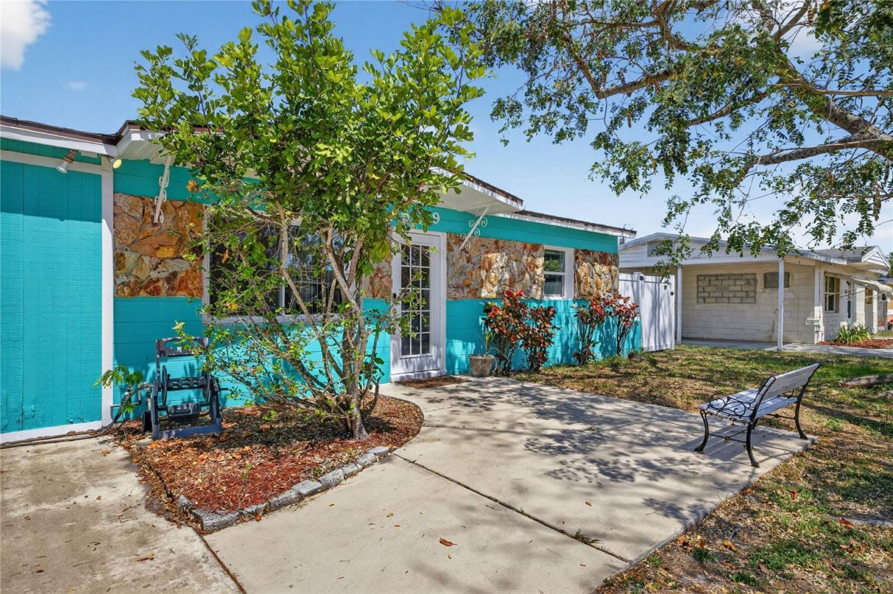 6749 81st Avenue N, Pinellas Park, FL 33781 Photo