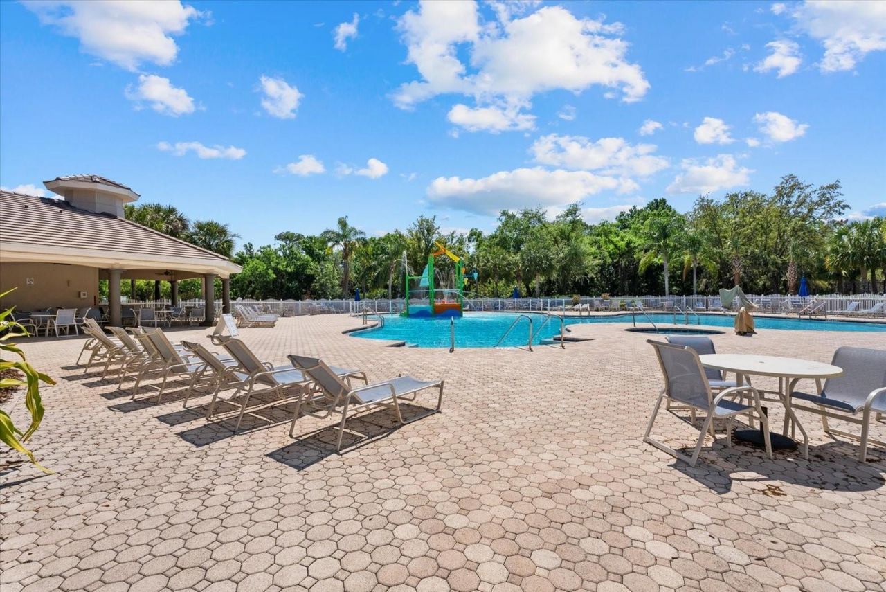 220 Dove Trail, Bradenton, FL 34212 Photo