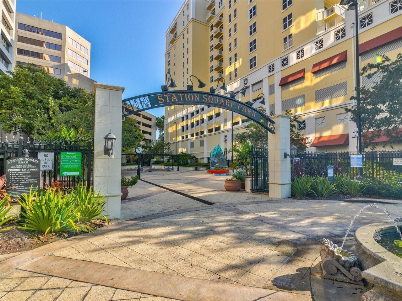 628 Cleveland Street , Unit 1104, Clearwater, FL 33755 Photo