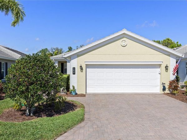 1627 LANCASHIRE DRIVE , VENICE, FL 34293