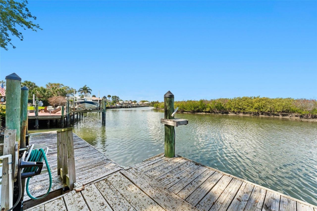 228 Quay Assisi, New Smyrna Beach, FL 32169 Photo