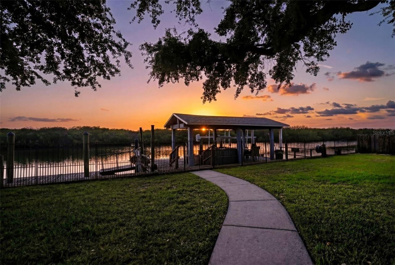 228 Quay Assisi, New Smyrna Beach, FL 32169 Photo