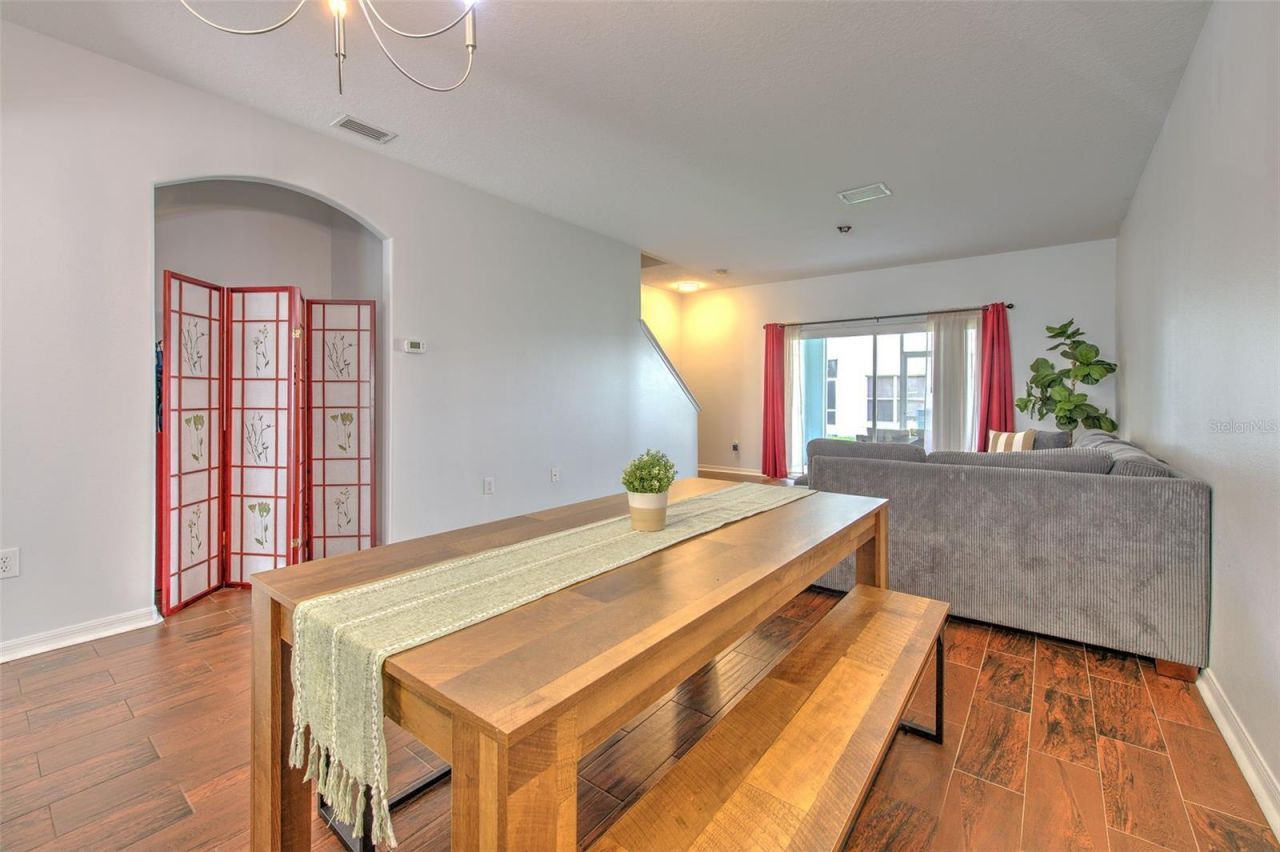 3456 High Hampton Circle , Tampa, FL 33610 Photo