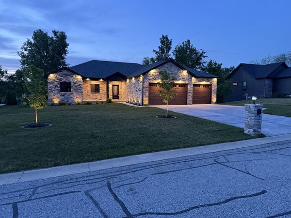 754 Cirque Drive, Crown Point, IN 46307