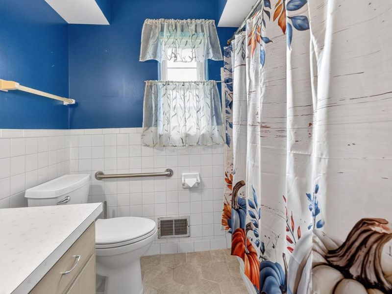 947 Norris Drive , Columbus, OH 43224 Photo 24