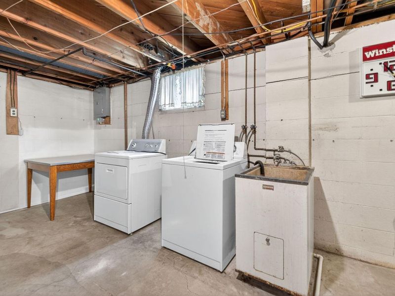 947 Norris Drive , Columbus, OH 43224 Photo 34