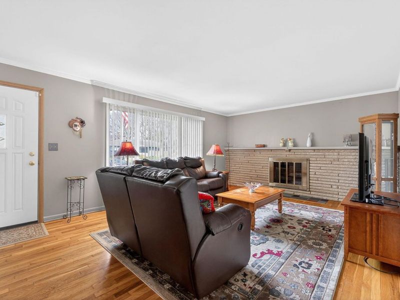 947 Norris Drive , Columbus, OH 43224 Photo 4