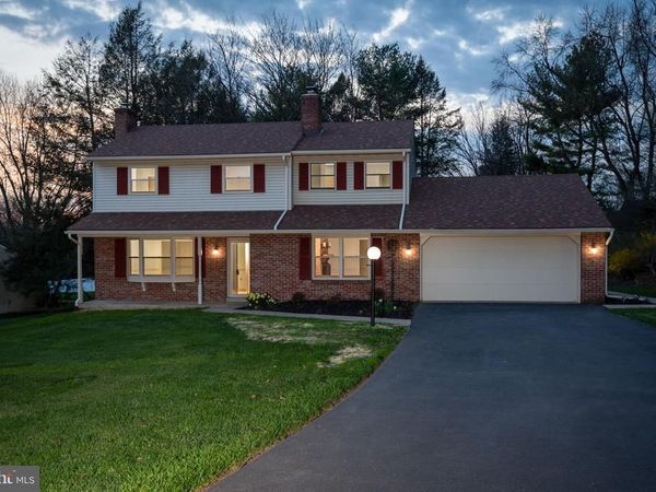 2348 HENBIRD LANE, LANCASTER, PA 17601