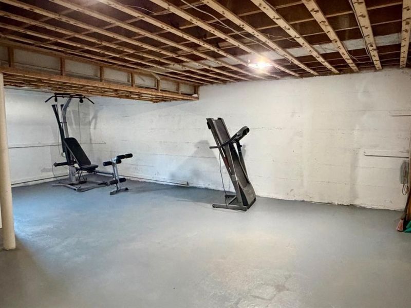 8442 Wuest Road, Colerain Township, OH 45247 Photo 18