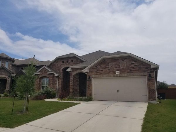 910 Overcup DR , San Marcos, TX 78666