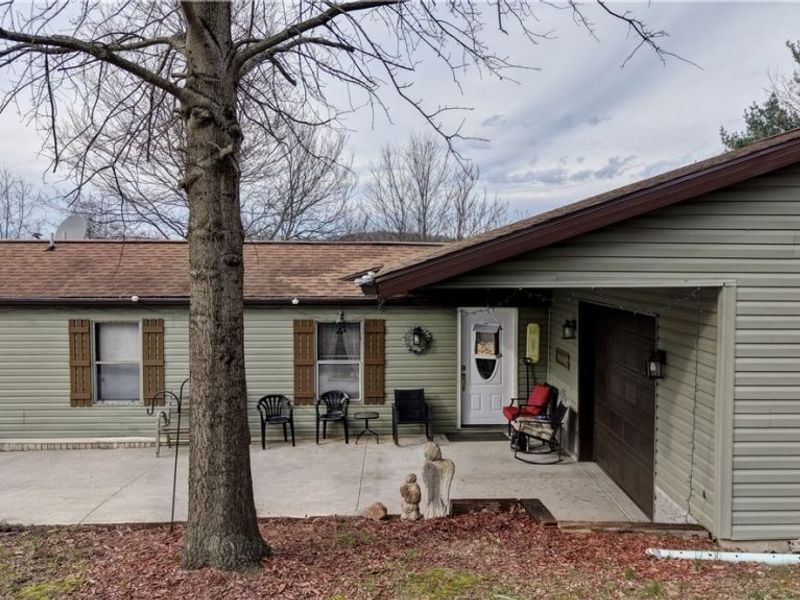 5931 Beagle Club Road, Newcomerstown, OH 43832 Photo 4