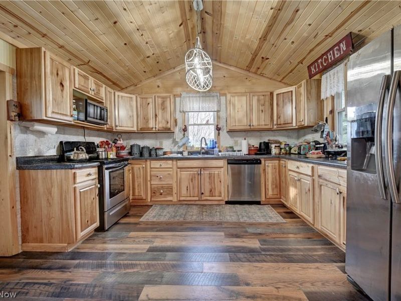 5931 Beagle Club Road, Newcomerstown, OH 43832 Photo 9