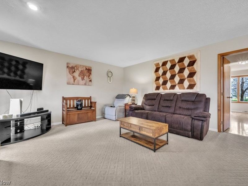 10067 Jamestown Drive, North Royalton, OH 44133 Photo 15