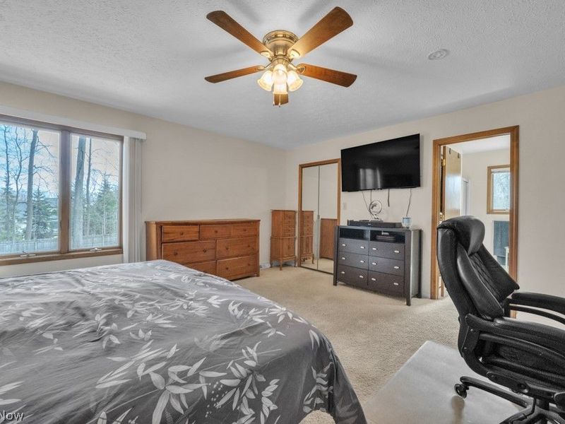 10067 Jamestown Drive, North Royalton, OH 44133 Photo 17