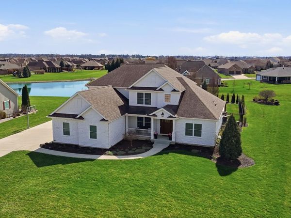 1250 Macintosh Court, Tipp City, OH 45371