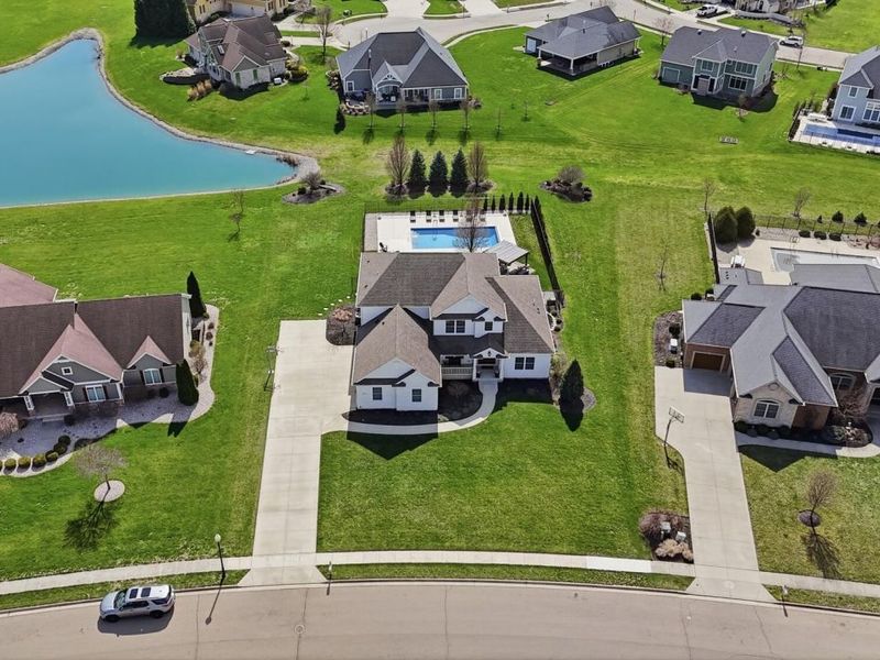 1250 Macintosh Court, Tipp City, OH 45371 Photo 2