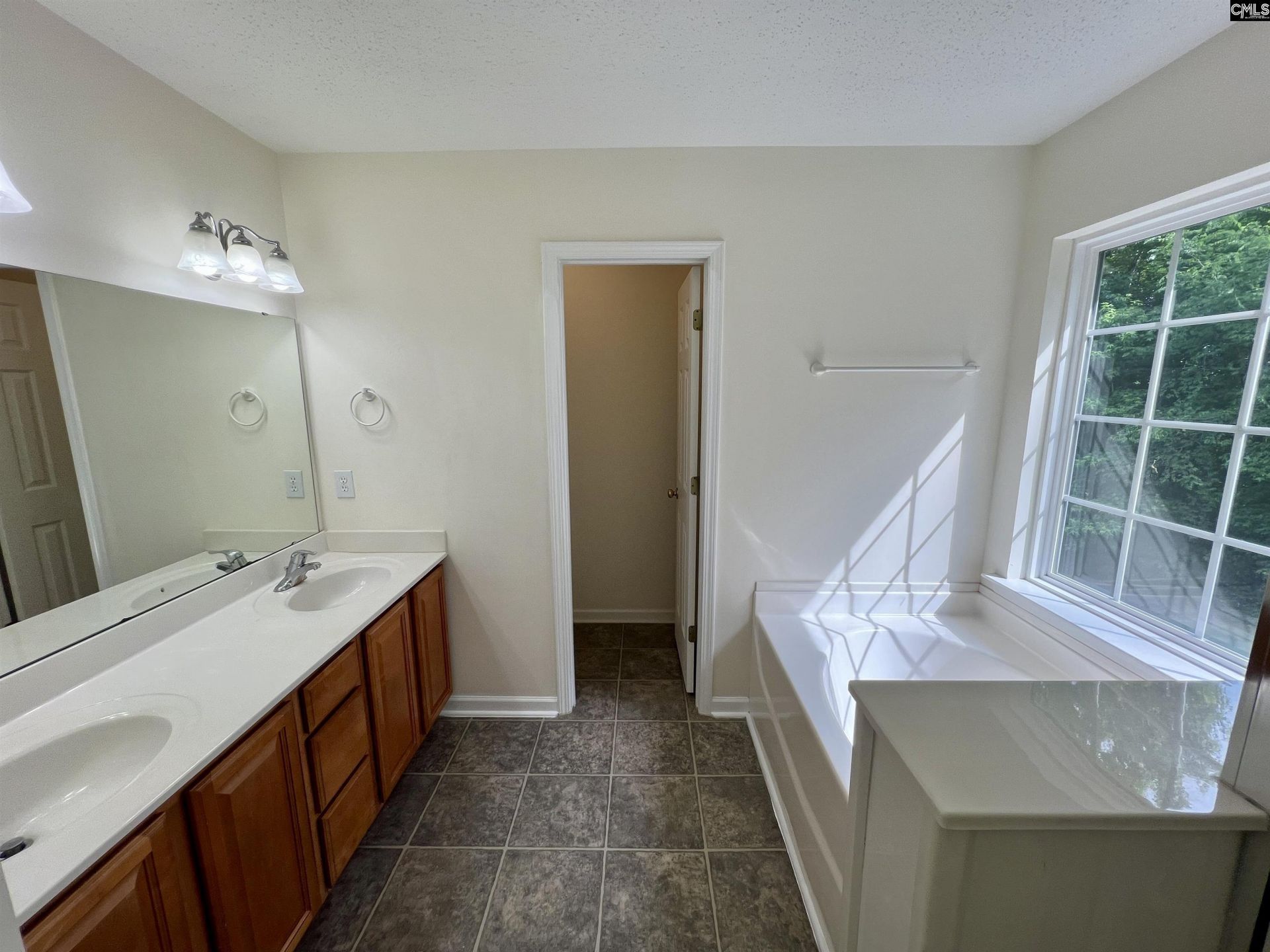 310 Wintergreen Road Photo 23