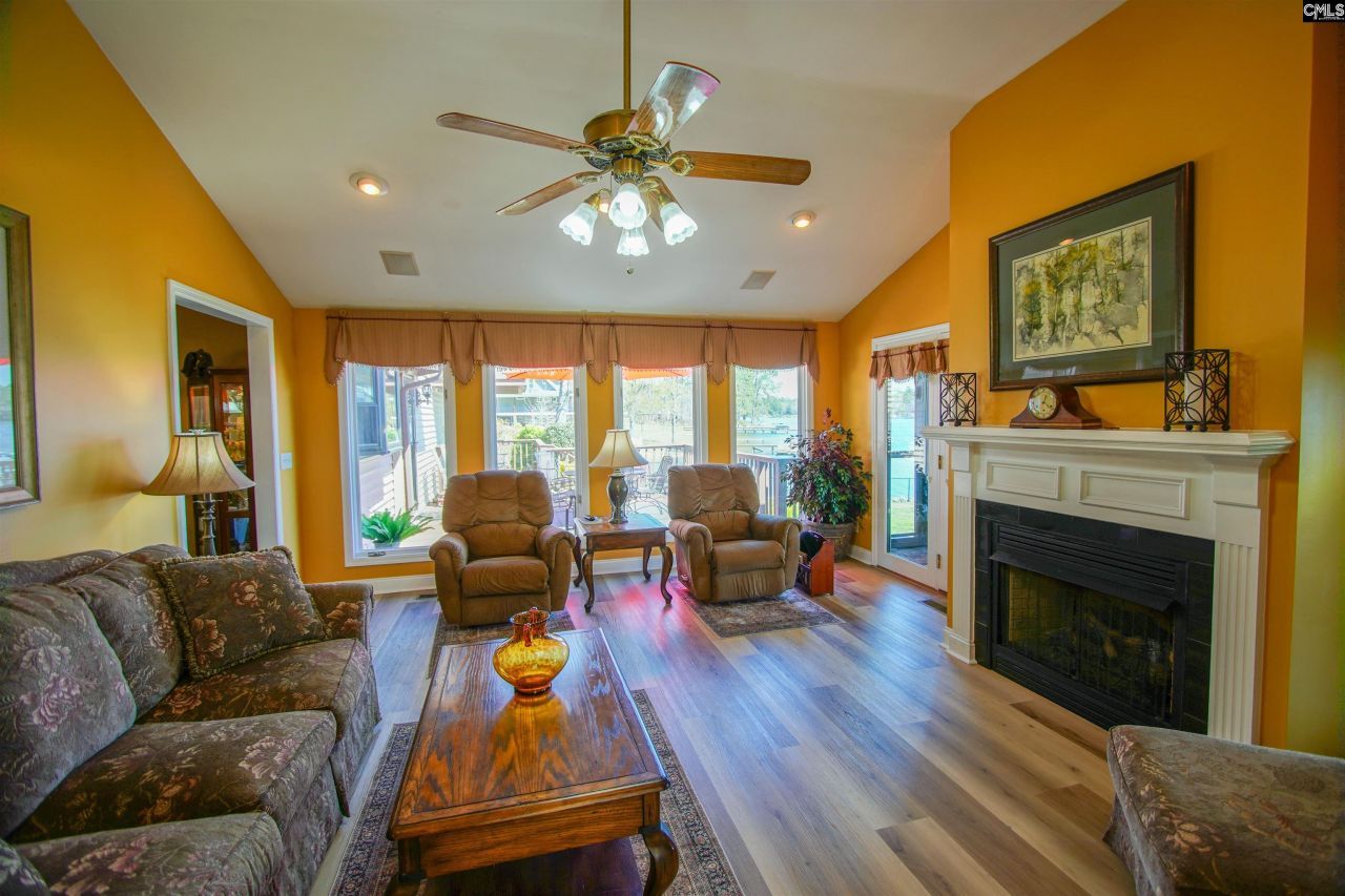 545 Superior Circle  Photo 12