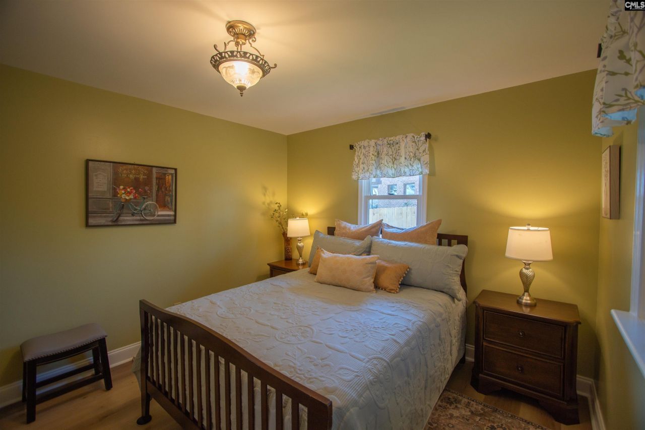 545 Superior Circle  Photo 14