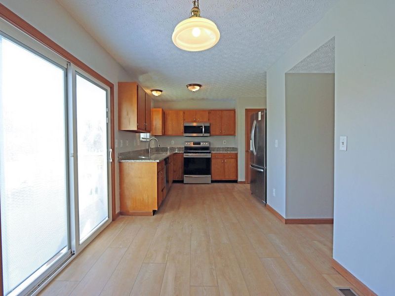 4897 Nieles Edge Drive , Columbus, OH 43232 Photo 15