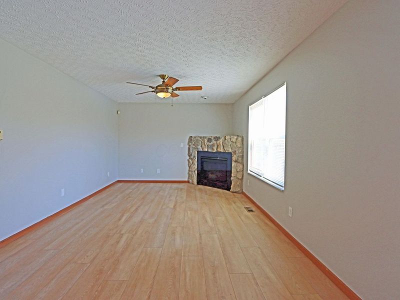 4897 Nieles Edge Drive , Columbus, OH 43232 Photo 16