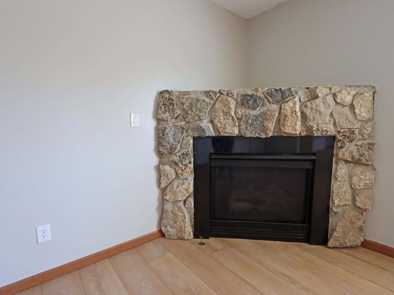 4897 Nieles Edge Drive , Columbus, OH 43232 Photo 18