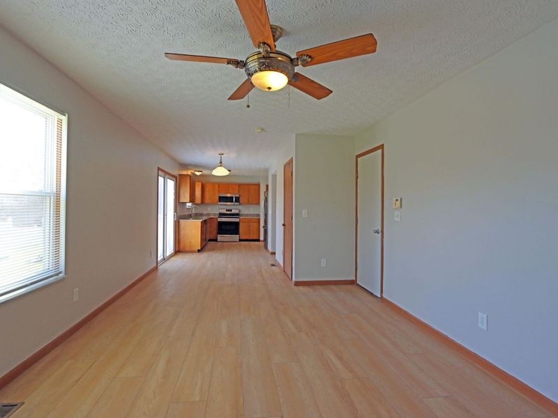 4897 Nieles Edge Drive , Columbus, OH 43232 Photo 19