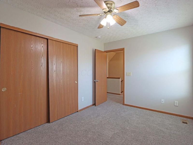 4897 Nieles Edge Drive , Columbus, OH 43232 Photo 27