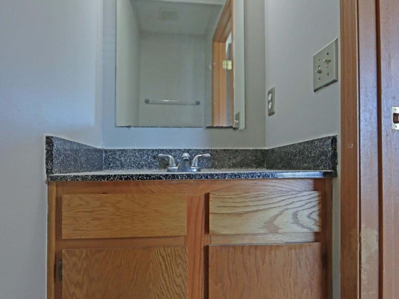 4897 Nieles Edge Drive , Columbus, OH 43232 Photo 9