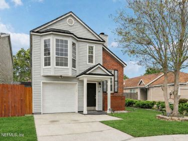 598 STAFFORDSHIRE Drive E, Jacksonville, FL 32225