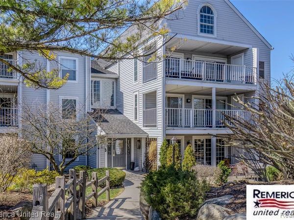 3553 Port Cove Drive, Waterford Twp, MI 48328