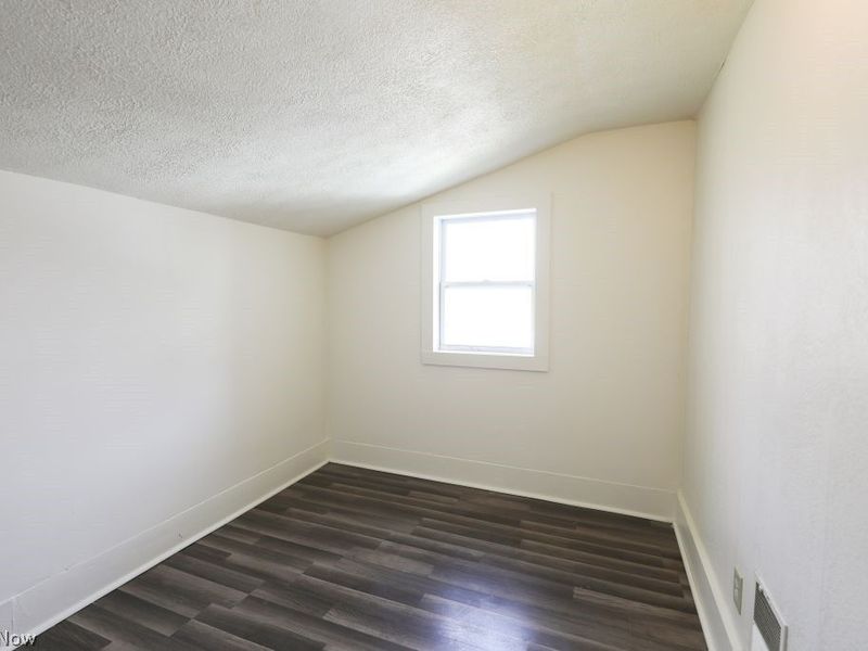 855 Newgarden Avenue, Salem, OH 44460 Photo 27