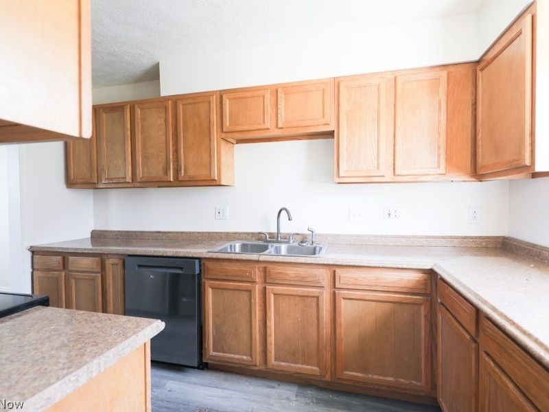 855 Newgarden Avenue, Salem, OH 44460 Photo 7