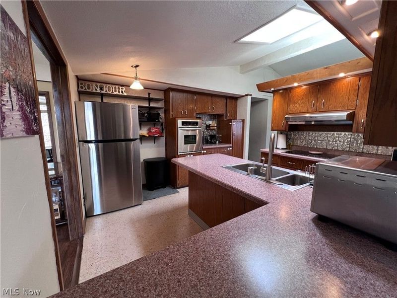 2168 Earl Drive, Zanesville, OH 43701 Photo 12