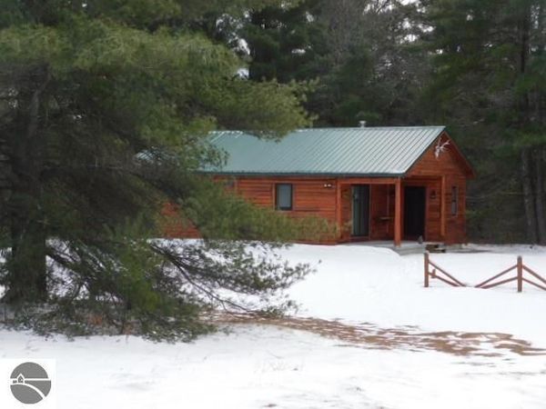 9607 Caddis Lane, Fife Lake, MI 49633