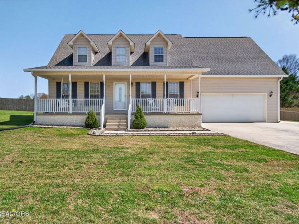 3432 WJ Robinson Rd, Cookeville, TN 38506