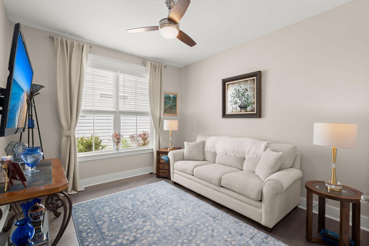 372 Seaside Trail Photo 14